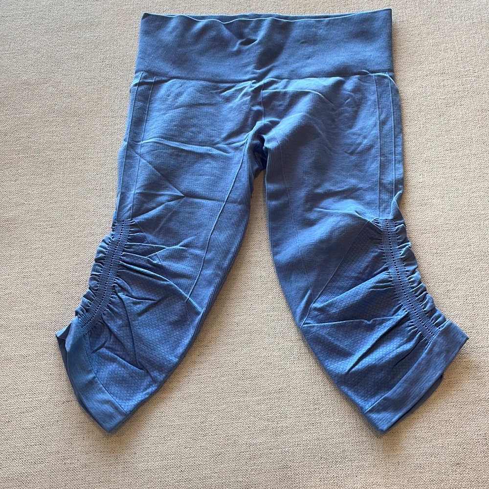 LULULEMON Blue Leggings.